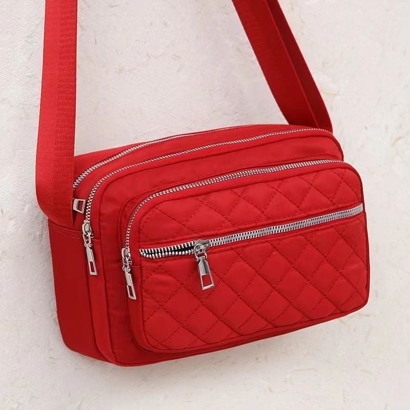 Дамска чанта в стил уличен тренд, композитна тъкан, малка квадратна чанта, хоризонтална форма, отваряне с цип