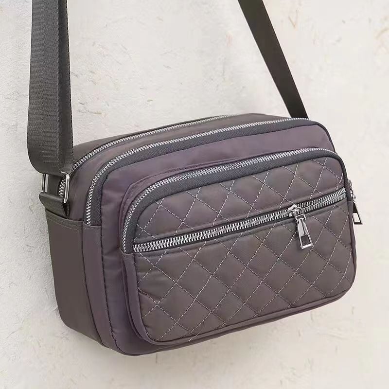 Дамска чанта в стил уличен тренд, композитна тъкан, малка квадратна чанта, хоризонтална форма, отваряне с цип