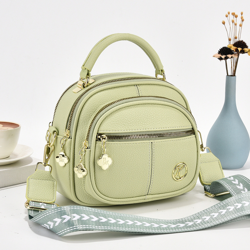 PU ženska crossbody torba s kutijskim oblikom, zatvarač, poliester podstava, laminirani unutarnji džep, jedna naramenica