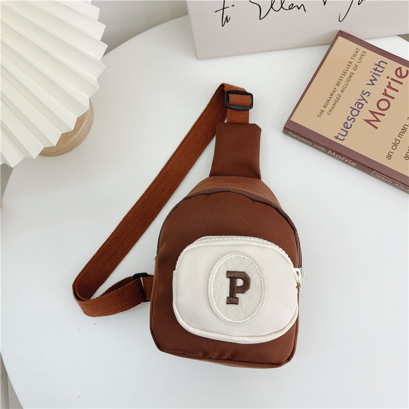 Детска чанта през рамо от найлон с защита срещу кражба, цип за отваряне и вътрешен джоб с цип