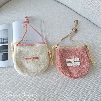 Детска чанта за през кръст с връзка и монетник, геометричен модел, плат, Penny's Childhood Education, есен 2025