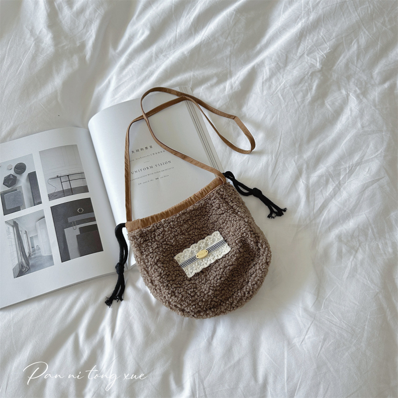 Детска чанта за през кръст с връзка и монетник, геометричен модел, плат, Penny's Childhood Education, есен 2025