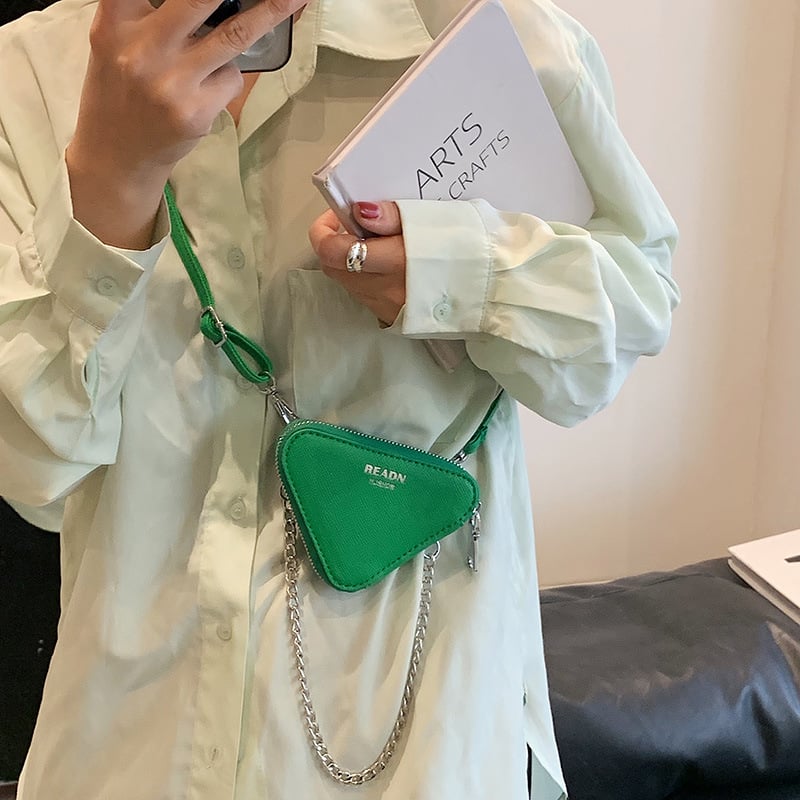 Dječja mini trokutična crossbody torbica od PU kože, uzorak slova, moderan i cool stil, kapacitet MINI