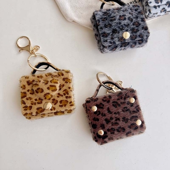 Монетник с леопардов принт, ретро стил вдъхновен от Maillard, полиестерен материал, подплата от нейлон