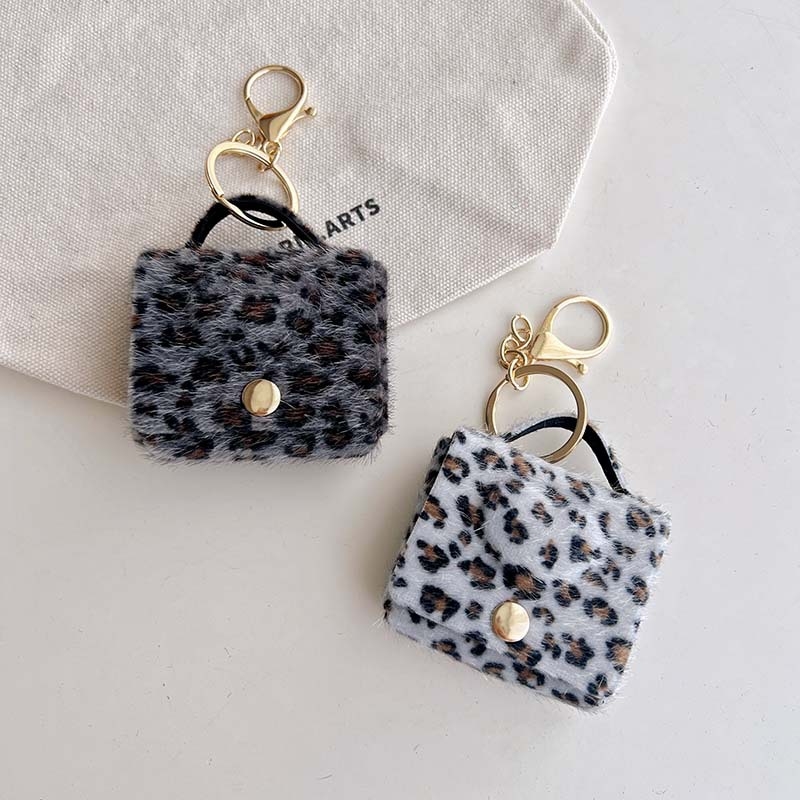 Монетник с леопардов принт, ретро стил вдъхновен от Maillard, полиестерен материал, подплата от нейлон