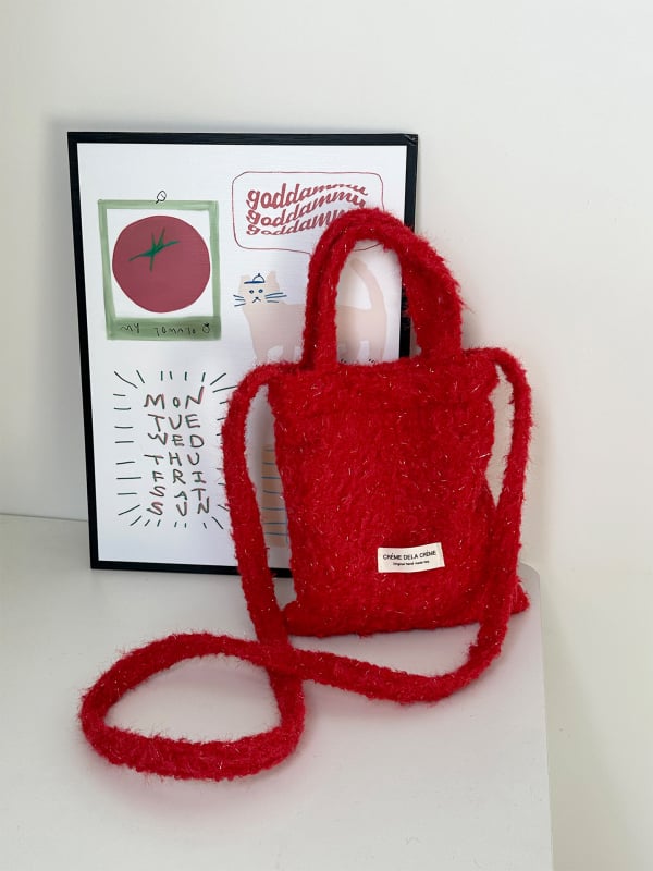 Кросбоди чанта за телефон в корейски стил, плюшена, вертикална квадратна форма, магнитно закопчаване, зима 2025