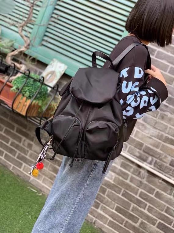 Unisex najlonski putni ranac s geometrijskim uzorkom, zatvaranje gornjim kapom i šnurkama, kapacitet 20–35 L, džep za 13-inčni prijenosnik, lagan, korejski urbani stil