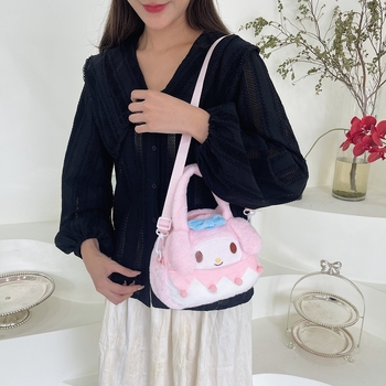 Плюшена детска презрамкова чанта, вертикално квадратна форма, цип за отваряне, джоб за ID карта