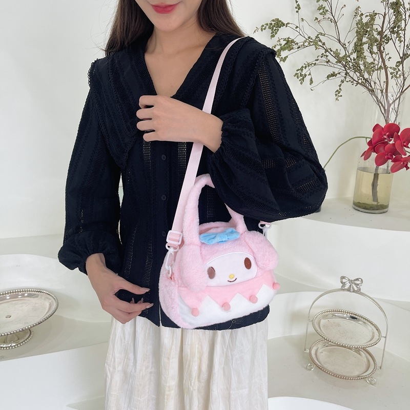 Плюшена детска презрамкова чанта, вертикално квадратна форма, цип за отваряне, джоб за ID карта