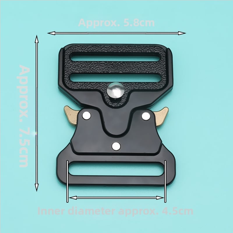 Pracka na opasok pre tašky: Cobra pracka zo zinkovej zliatiny, ulicový štýl, jar 2025