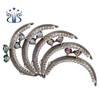 Hardver za torbe: glava lotosa, polukružna utisnuta okvira zatvarača, ručna izrada, željezo, brend Yl