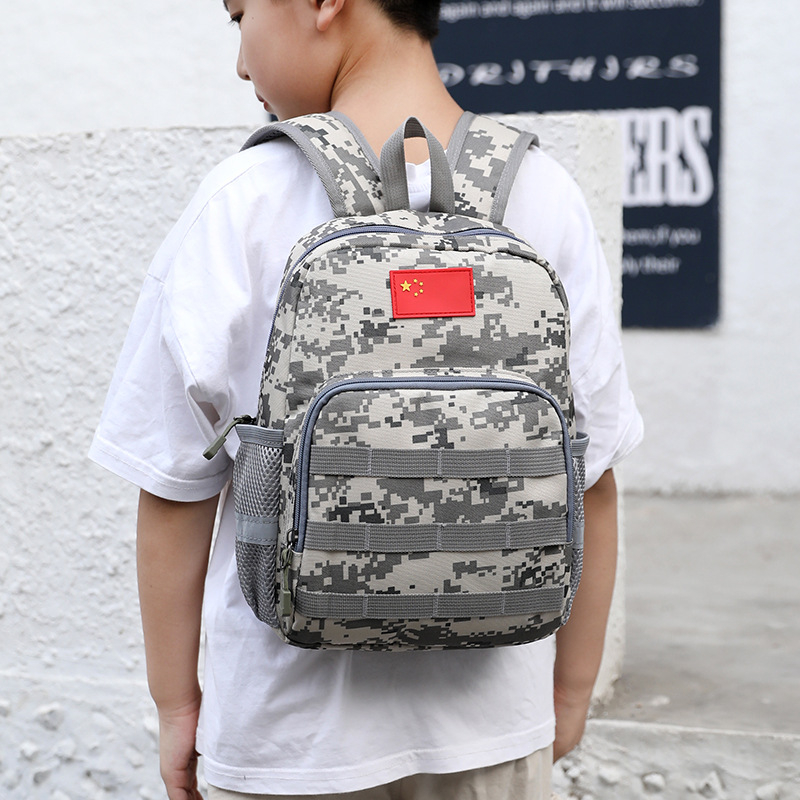 Laste kamuflaaziga seljakott poistele, Oxford-kangast, hingav, ultra-kerg, kulumiskindel, öise nähtavuse jaoks reflektoritega, kumerad õlarihmad