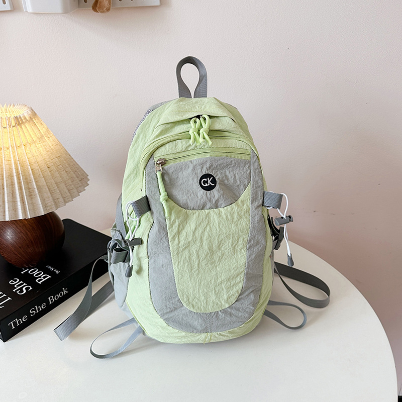 Детска раница за походи с голям капацитет – ултра лека PU, водоустойчива, с извита презрамка, подходяща за училище и пътуване, Зима 2025