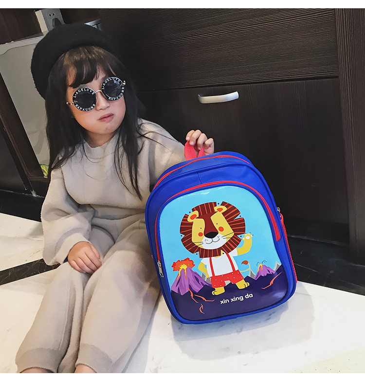 Ученическа раница за деца в корейски стил, с голям капацитет и принт с персонажи, защита на гръб; полиестерна материя, дишаща, водоустойчива и износоустойчива; модел 004; презрамки с въздушна възглавница.