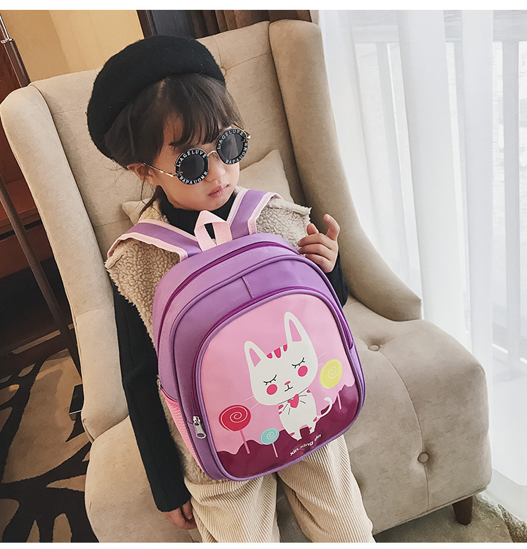 Ученическа раница за деца в корейски стил, с голям капацитет и принт с персонажи, защита на гръб; полиестерна материя, дишаща, водоустойчива и износоустойчива; модел 004; презрамки с въздушна възглавница.