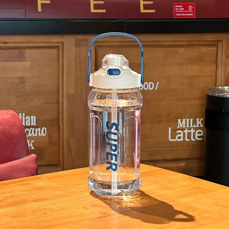 Сипи чашка, спортен стил със сламка, PC пластмаса, капак с еднократно натискане за отваряне, височина 7.5 cm