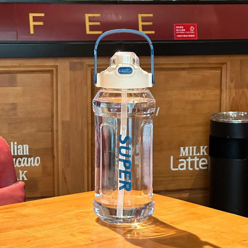 Сипи чашка, спортен стил със сламка, PC пластмаса, капак с еднократно натискане за отваряне, височина 7.5 cm