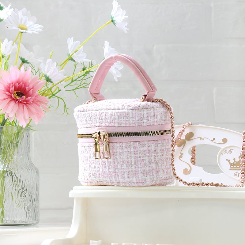 Geantă crossbody box pentru femei — bumbac și in, model grilă, respirabilă, ultra-ușoară, izolată, primăvara 2025, urban minimalist