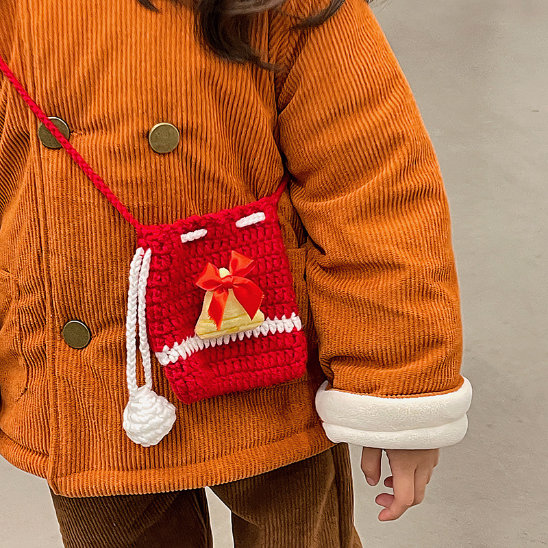 Vunena crossbody torbica za djecu s motivom snježnog čovjeka i božićnog drvca, sladak stil - Materijal: vuna; Uzorak: jednobojan; Podstava: bez podstave; Funkcije: super lagana, proširiva, smanjenje opterećenja; Dobna skupina: vrtić