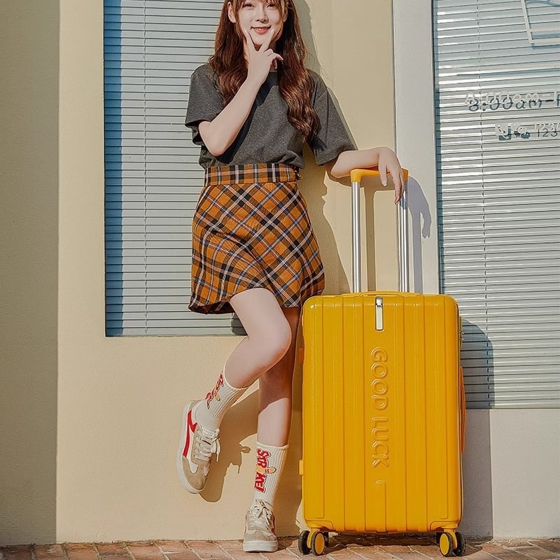 Könnyű poggyász nagy kapacitással, PVC, 3 kg, univerzális kerekek, cipzáras nyitás