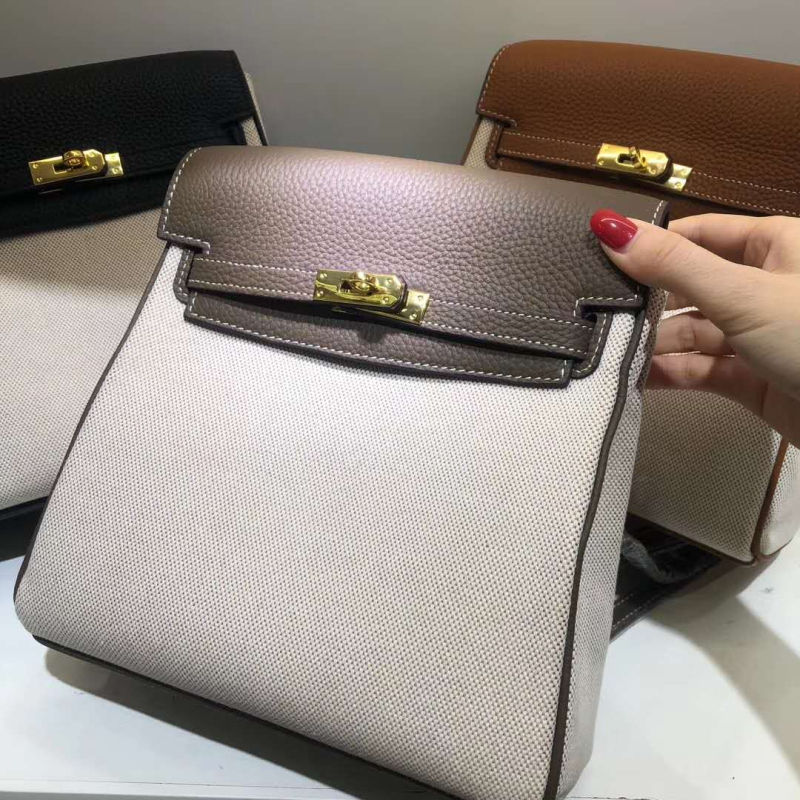 McKendall hátizsák első osztályú marhabőrből, Litchi grain textúra, kapacitás 20 L alatt, iPadhez kompatibilis, ergonómikus hátsó panel