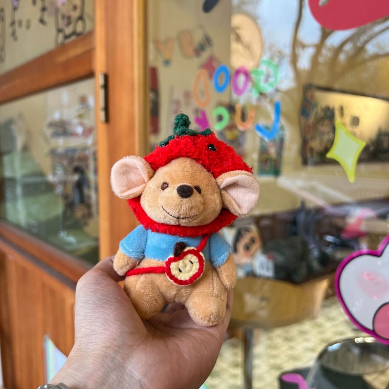 Plišani privjesak za ključeve s karikaturalnom lutkom