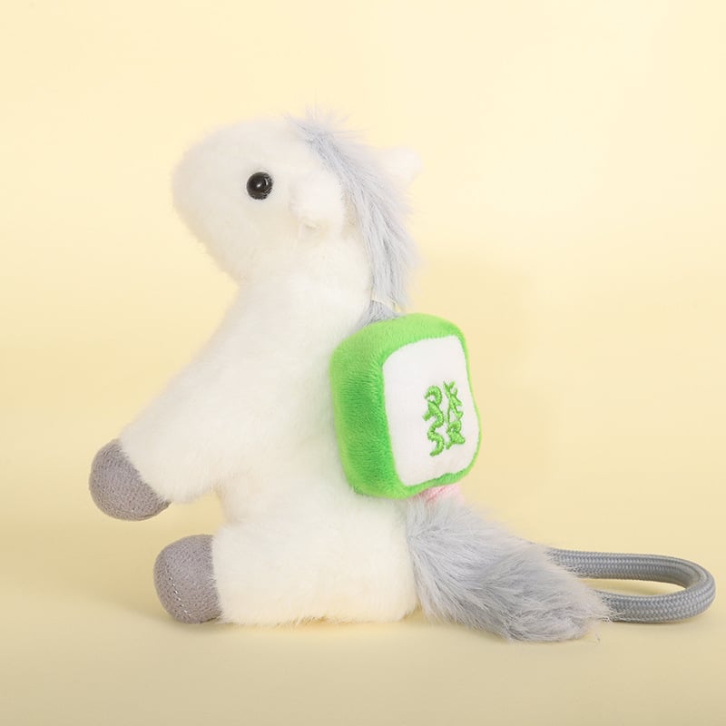 Αρκουδάκι από βελούδινο ύφασμα – μπρελόκ, κοντή βελούδινη υφή, γέμισμα PP βαμβάκι, ετικέτα λογότυπου