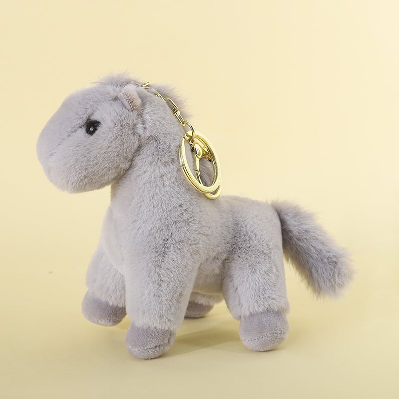 Αρκουδάκι από βελούδινο ύφασμα – μπρελόκ, κοντή βελούδινη υφή, γέμισμα PP βαμβάκι, ετικέτα λογότυπου