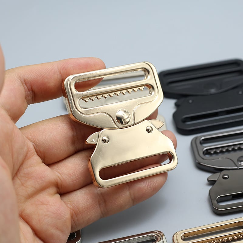 Кобра метална катарама със регулируем бутон за колани, раници, багаж и чанти – сплав