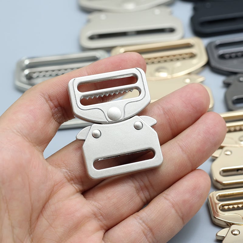 Кобра метална катарама със регулируем бутон за колани, раници, багаж и чанти – сплав