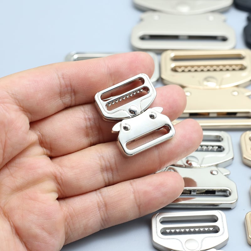 Кобра метална катарама със регулируем бутон за колани, раници, багаж и чанти – сплав