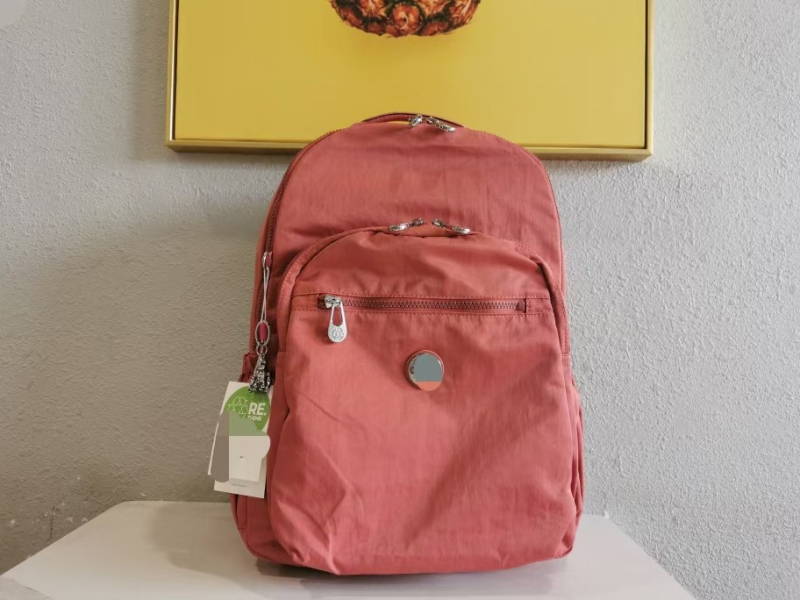 Hátizsák bővíthető kapacitással 36–55L, vászon anyag, vízálló, kompatibilis 14 hüvelykes laptophoz, uniszex