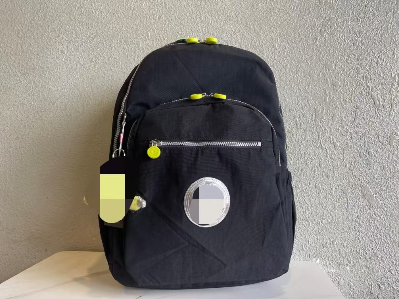 Hátizsák bővíthető kapacitással 36–55L, vászon anyag, vízálló, kompatibilis 14 hüvelykes laptophoz, uniszex