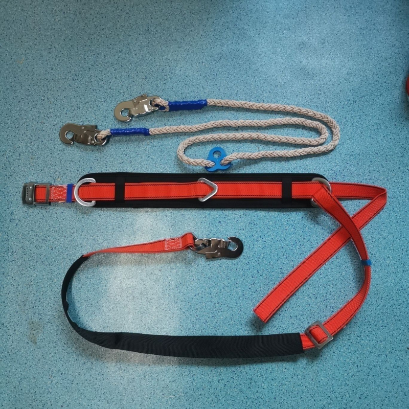 Bandă de siguranță pentru lucrări la înălțime, pentru urcarea pe stâlpi și pe copaci — Jingte