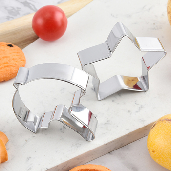 Формочка за сладки от неръждаема стомана със сърцевидна цветна кръгла шарка - за печива