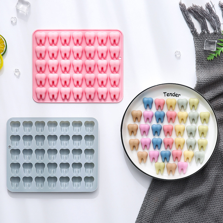 Силиконова форма за печене с нестандартна форма за сладки и торти; материал: силикон; категория: форма за печене; издадена през 2024 г.; опаковка на едро; частни марки допустими