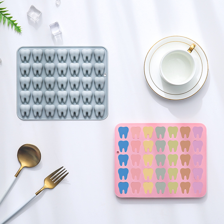 Силиконова форма за печене с нестандартна форма за сладки и торти; материал: силикон; категория: форма за печене; издадена през 2024 г.; опаковка на едро; частни марки допустими