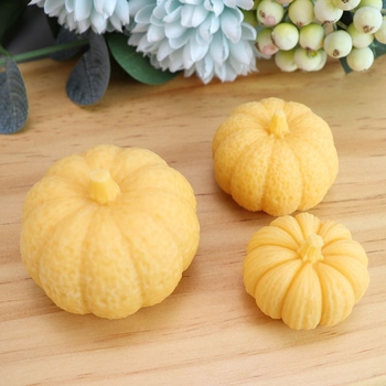 Kalup od silikona s oblikom tikve za Halloween – nepravilan oblik; Materijal: silikon; Upotreba: mousse torta, fondant torta; Kategorija: kalupi za pečenje/torte; Šifra proizvoda: Halloween pumpkin