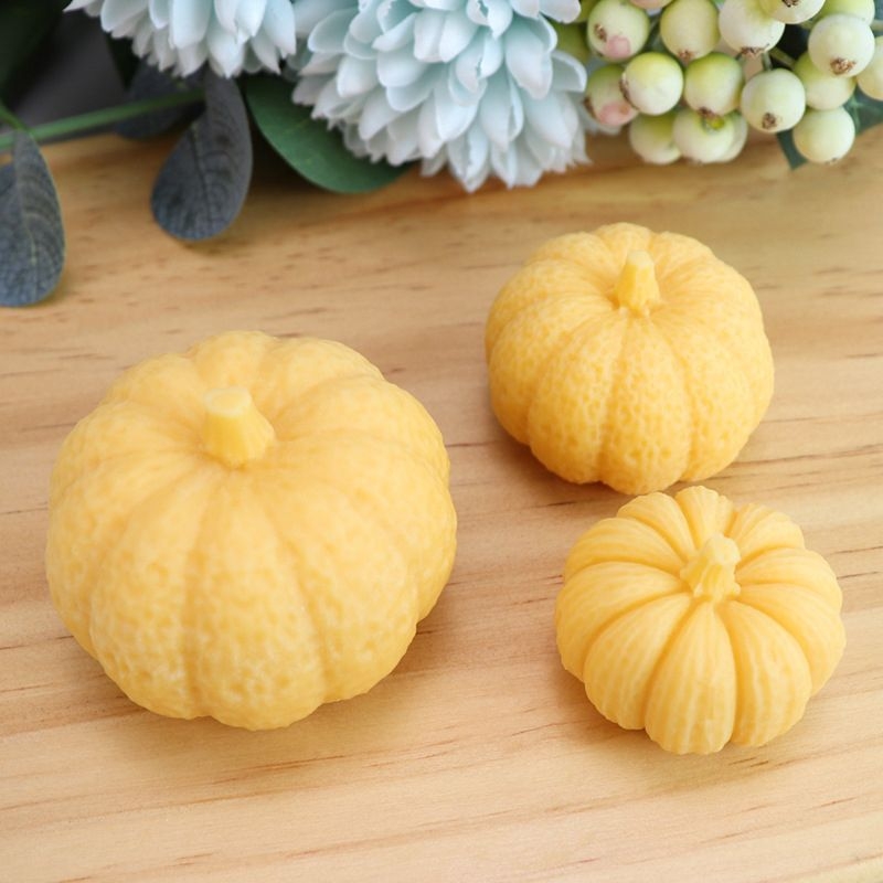 Kalup od silikona s oblikom tikve za Halloween – nepravilan oblik; Materijal: silikon; Upotreba: mousse torta, fondant torta; Kategorija: kalupi za pečenje/torte; Šifra proizvoda: Halloween pumpkin