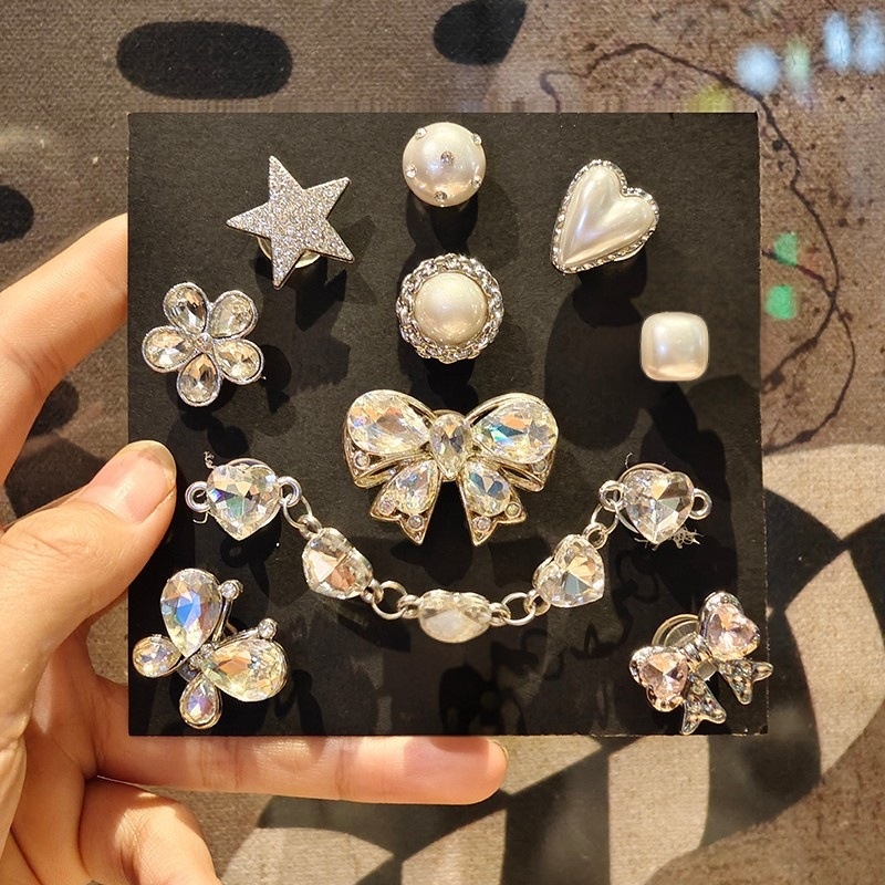 Pantofi în stil Crocs cu floare și perle, modele cu urs și iepure, accent planetar cu diamant, design retro floral, purtare pe tot timpul anului