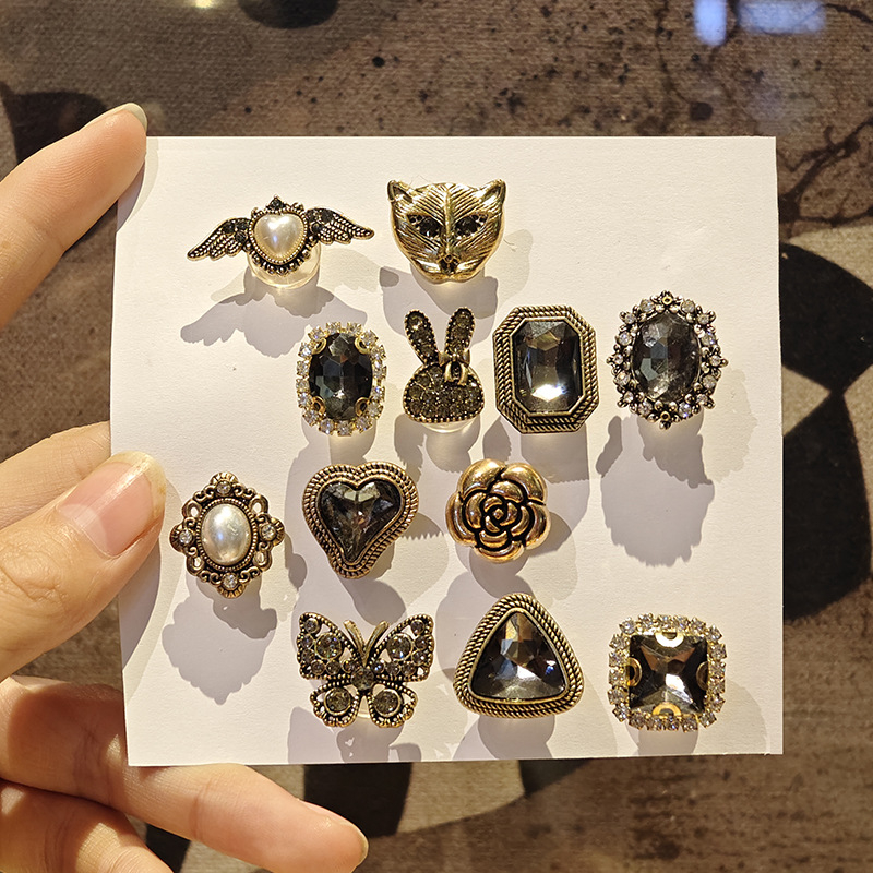 Pantofi în stil Crocs cu floare și perle, modele cu urs și iepure, accent planetar cu diamant, design retro floral, purtare pe tot timpul anului