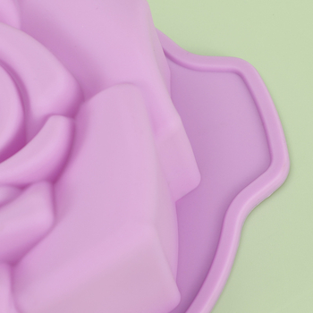 Silikon kalup za pečenje u obliku ruže, za čokoladu i fondant, otporan na visoke temperature