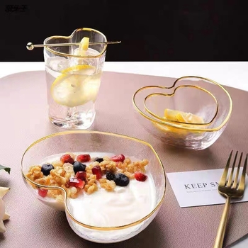 Сърцевидна купа от кристално стъкло за плодова салата и десерти, златен ръб, персонализирано лого, готова за подарък