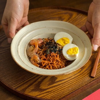 Керамична купа за салати с неравна форма, ретро стил, глазурована повърхност, подходяща за микровълнова