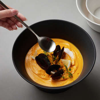 Супена купа в японски стил с луксозен дизайн, PP материал, подходяща за микровълнова, кръгла форма, възможност за печат на лого