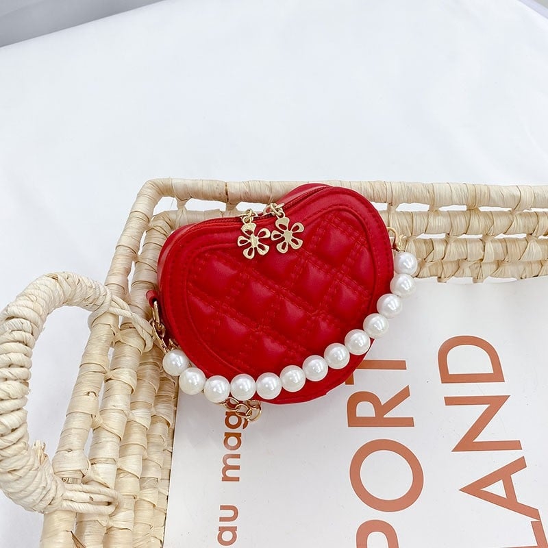 Geantă pentru copii din piele PU, formă de inimă, cu lanț crossbody, fără căptușeală, stil drăguț pentru utilizare zilnică, potrivită pentru copiii mici