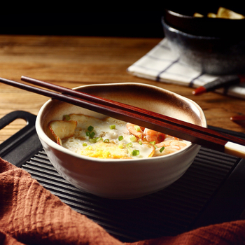 Japanski stil keramička zdjela za rižu, podglazurna završna obrada, mikrovalna sigurnost, otisnut logotip, mogućnost prilagodbe