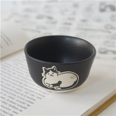 Porcelanska zdjela za umak u japanskom stilu, ručno oslikani motiv mačke, kružni oblik, pogodno za mikrovalnu pećnicu, stil Qingxin cute