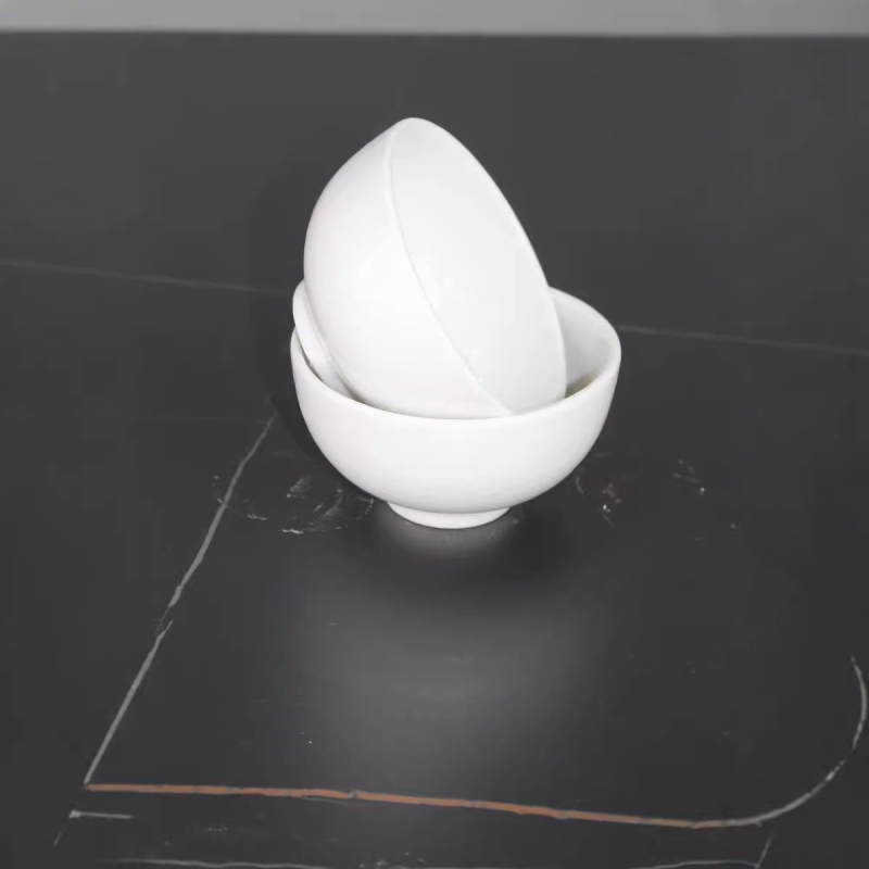 Bijela porcelanska zdjela za rižu za hotele i restorane, zdjela za kašu i juhu, okrugla, promjer 11–12 cm, glazirana