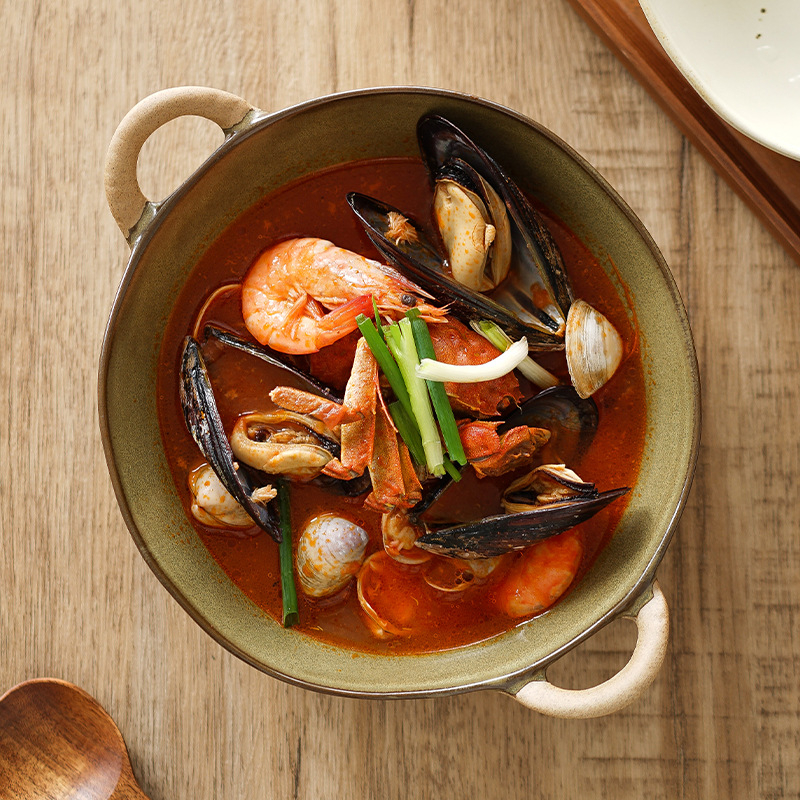 Porcelán ramen tál japán stílusban, szabálytalan alak, aláglazúros felület, mikrohullámú sütőhöz alkalmas